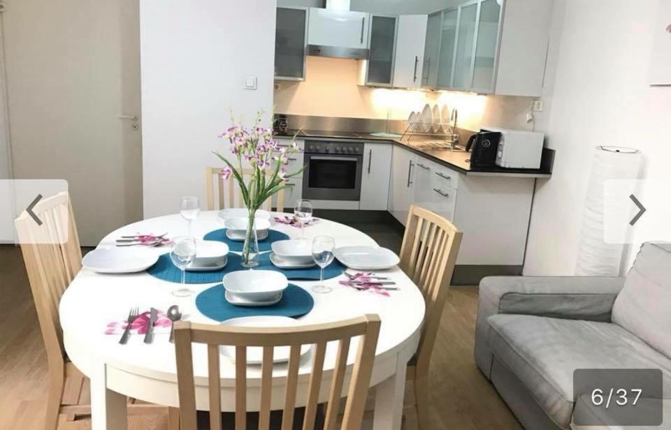 Astoria Metro Apartment Budapest Ngoại thất bức ảnh
