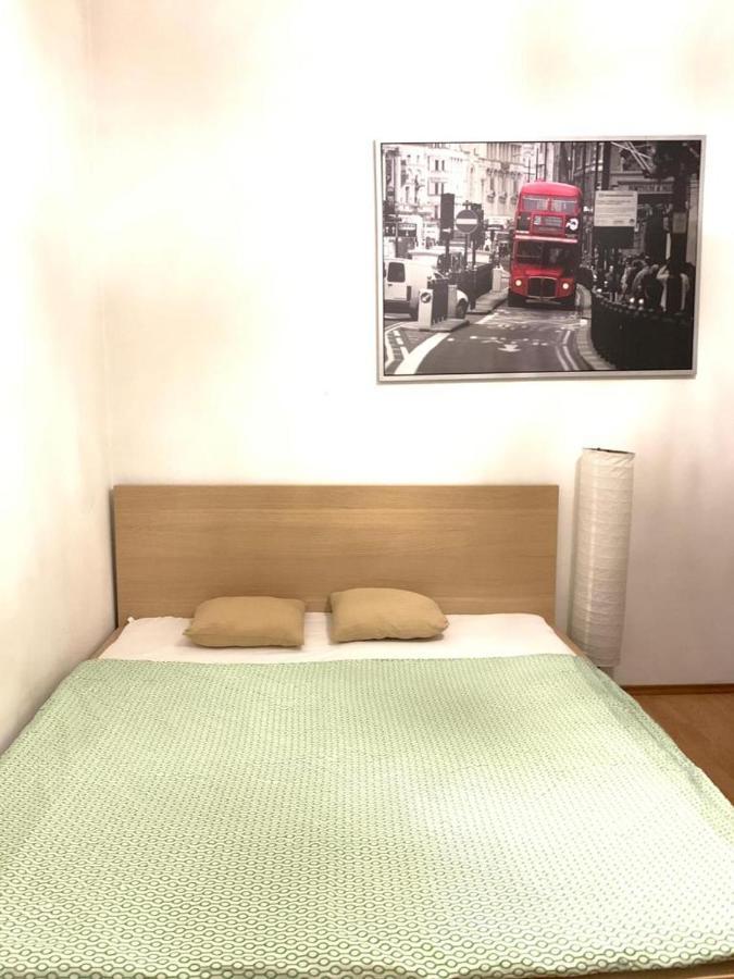 Astoria Metro Apartment Budapest Ngoại thất bức ảnh